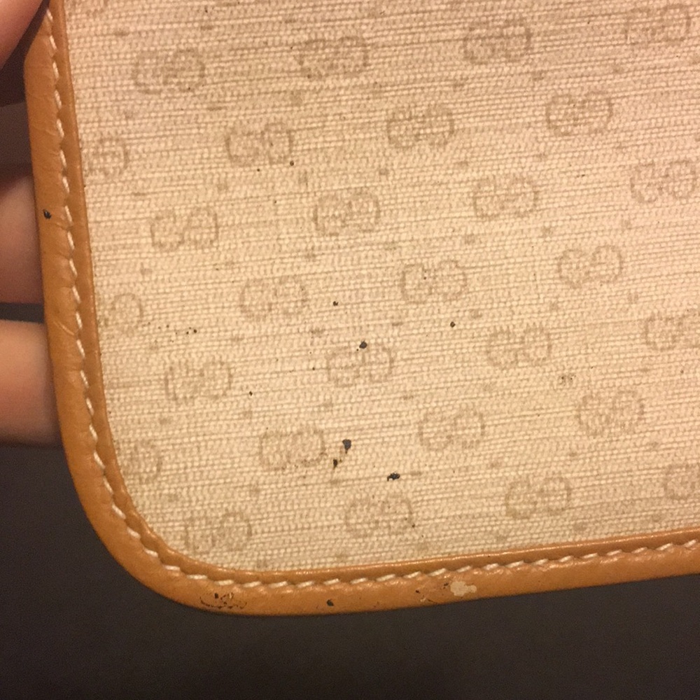 Gucci Pouch - Picture 6 of 9